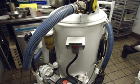 grease-trap-cleaning-00