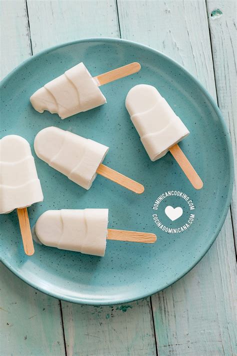 Paletas de Coco: Receta + Video de las Más Fáciles Paletas Caseras