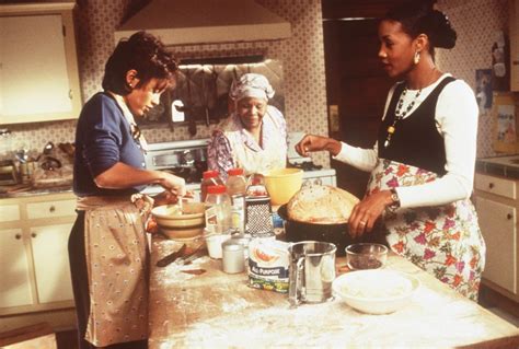 ‘Soul Food’ Movie: Black Matriarch | StyleCaster