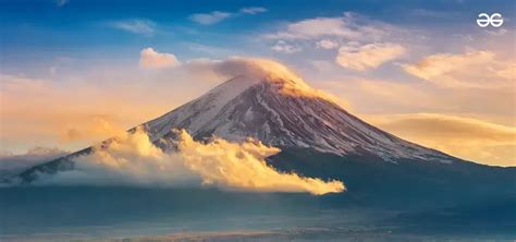 Mount Fuji - Eruption, Height, Location & Facts - GeeksforGeeks