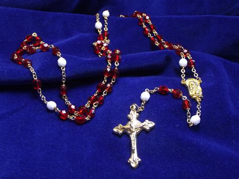 Catholic Rosary of the Precious Blood of Jesus