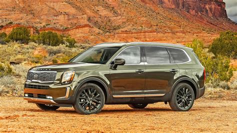 First Drive Review: The 2020 Kia Telluride Is Classy and Comfortable ...