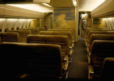 American Airlines DC-10 First Class Cabin | Airplane interior, Aircraft ...