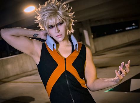 Katsuki Bakugou Cosplay Vest | Todoroki cosplay, Kawaii cosplay, Cosplay