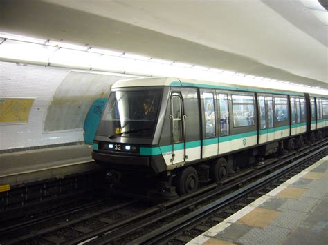 ESA - Paris Metro train