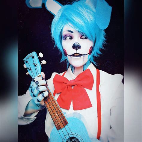 Toy Bonnie fnaf | Cosplay Amino