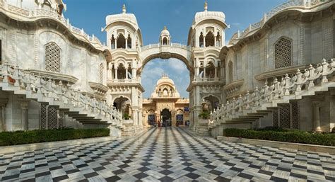 vrindavan-iskcon-temple-14892594904-orijgp | e-sanga