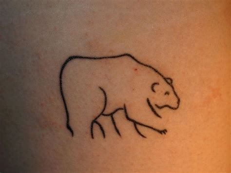 simple bear line art tattoo | Bear tattoos, Bear claw tattoo, Tattoos