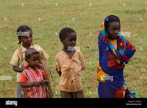 Children ethiopia hi-res stock photography and images - Alamy