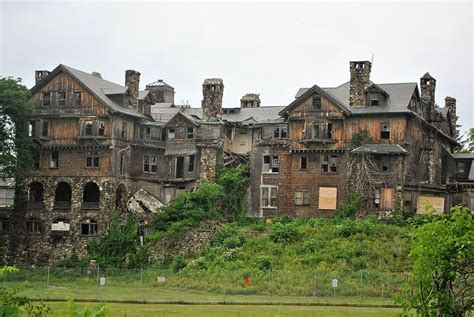 Abandoned Mansions