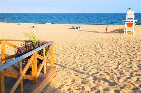 10 Best Beaches in The Hamptons - Head Out of New York on a Road Trip ...