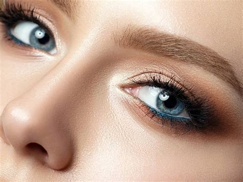 Eyeshadow Tutorial for Blue Eyes | Makeup.com