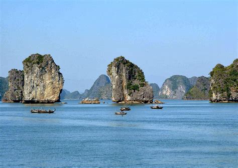 Discover Vietnam: The beauty of Ha Long Bay - Vietnam Visa Services ...