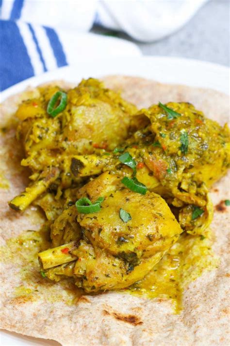 Trinidad Curry Chicken (West Indies Curry Chicken) - TipBuzz