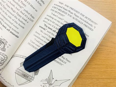 Roblox Doors Inspired Flashlight Bookmark 3D Printed Gamer Kid Gift ...