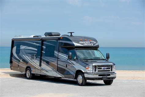 Phoenix Cruiser is a Class C with Class | Class c motorhomes, Motorhome ...