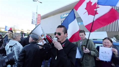 Canadian flag spotted at more international protests | CityNews Toronto