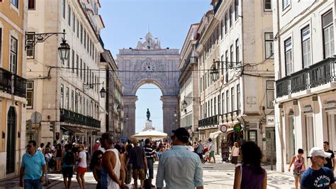 Cheap Flights to Lisbon from $142 in 2022 - KAYAK