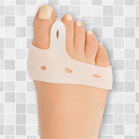 Toe Separator with Bunion Relief Band, One Size - Walmart.com