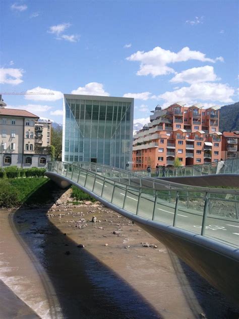 Bolzano Museum Footbridge (Bozen, 2008) | Structurae