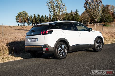 2018 Peugeot 3008 Allure review (video) | PerformanceDrive