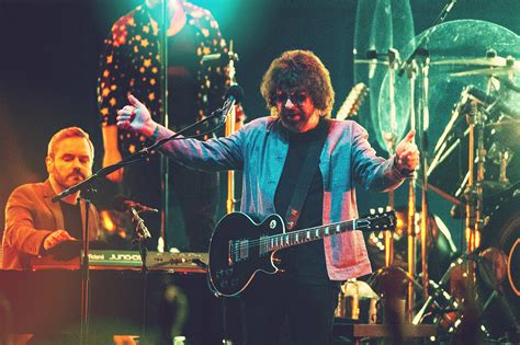 Jeff Lynne's ELO announce summer 2019 tour