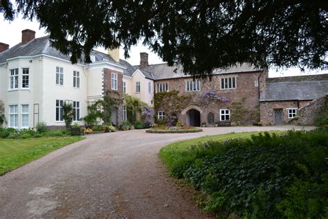 Tiverton Castle: An Idyllic Escape in Devon