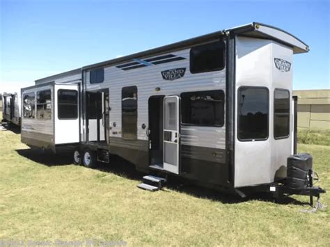 12 Must-See 3 Bedroom RVs (With Videos and Pricing) - RV Owner HQ