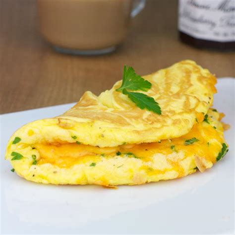 Cheese Omelet | RecipeLion.com