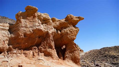 An Easy and Fantastic Day Hike in Red Rock Canyon State Park - Cactus Atlas