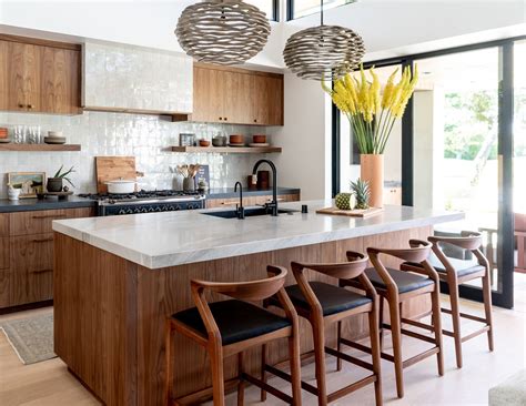 17 Key Mid-Century Modern Kitchen Elements and Ideas