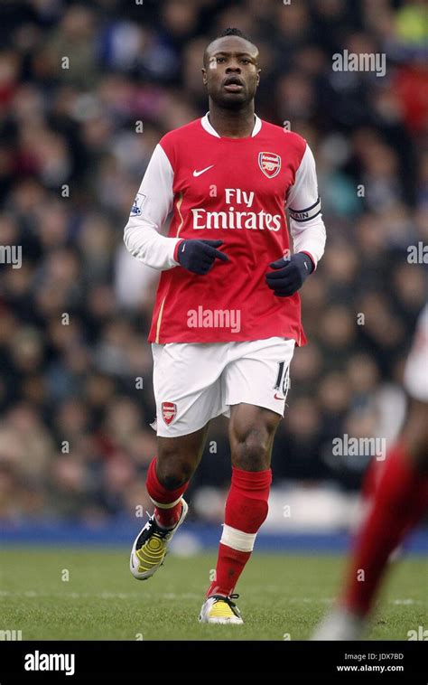 WILLIAM GALLAS ARSENAL FC ST ANDREWS BIRMINGHAM ENGLAND 23 February ...