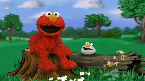 Datos curiosos que tal vez no sabías del famoso «Elmo». | Chavorrucos