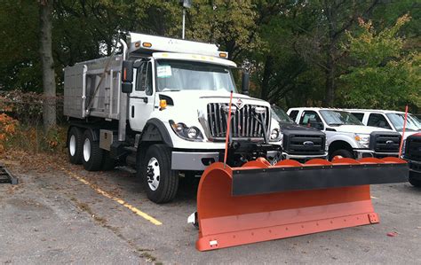 Bonnell Metropolitan Series Snow Plow - Dejana Truck & Utility Equipment