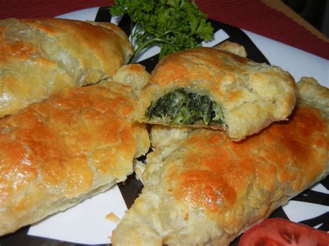 Easy Garlic Spinach Cheese Empanadas - Will Cook For Smiles