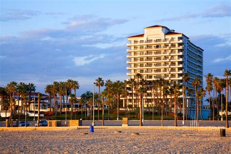 Photo Gallery for Hilton Waterfront Beach Resort in Huntington Beach ...