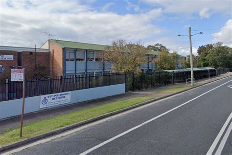 Teacher charged over alleged incident at Maitland Grossmann High - 2hd