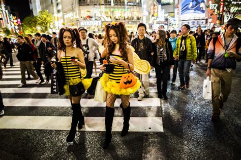 Halloween in Shibuya Tokyo Japan - Savvy Tokyo