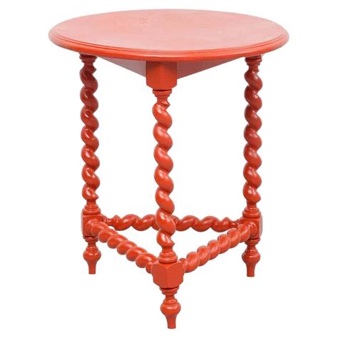 Red Painted Table For Sale at 1stDibs