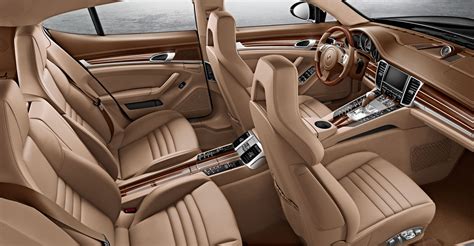 2014 Porsche Panamera Turbo interior