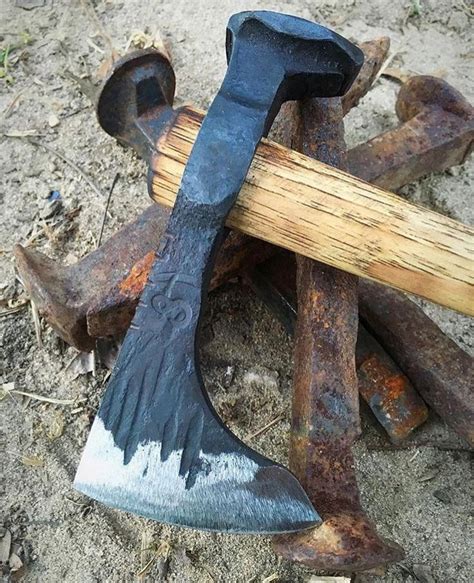 Pin by Nick Nagel on knife making | Blacksmithing knives, Blacksmithing ...