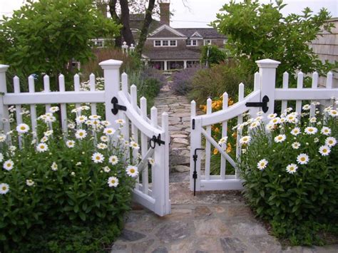 Beyond The White Picket Fence - Designs And Styles To Consider