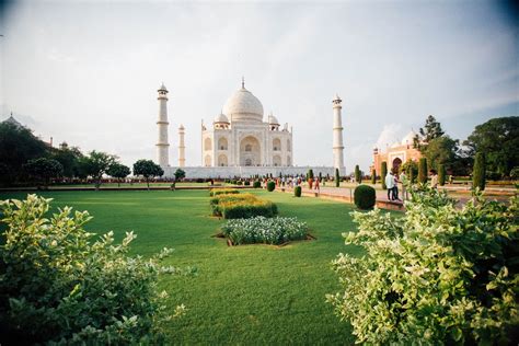 History of Taj Mahal : Story Behind the Taj Mahal