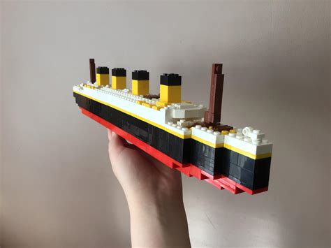 Updates to my LEGO Titanic build. Added more detail to the bow and ...