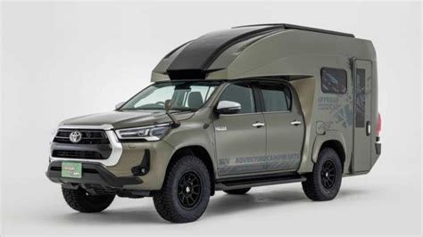 Toyota Hilux Camper Conversion Has a Pop-Up Roof And A Shower