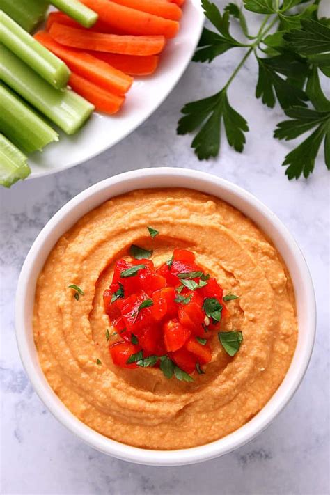 Creamy Roasted Red Pepper Hummus - Crunchy Creamy Sweet