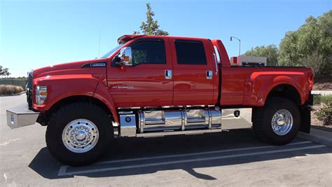 Ford F-650 Instantly Makes Anyone King of the Road