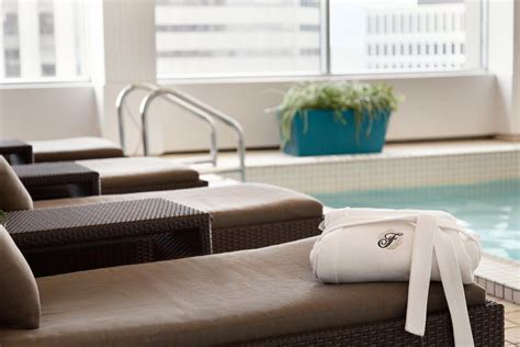 Fairmont Winnipeg Pool: Pictures & Reviews - Tripadvisor