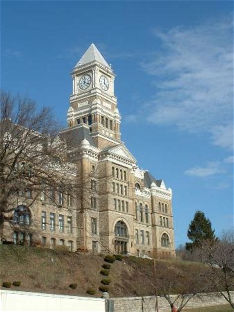 Schuylkill County Courthouse, Pottsville, PA - Picture of Pottsville ...