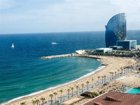 Playa de La Barceloneta (Barcelona) - 2020 All You Need to Know BEFORE ...